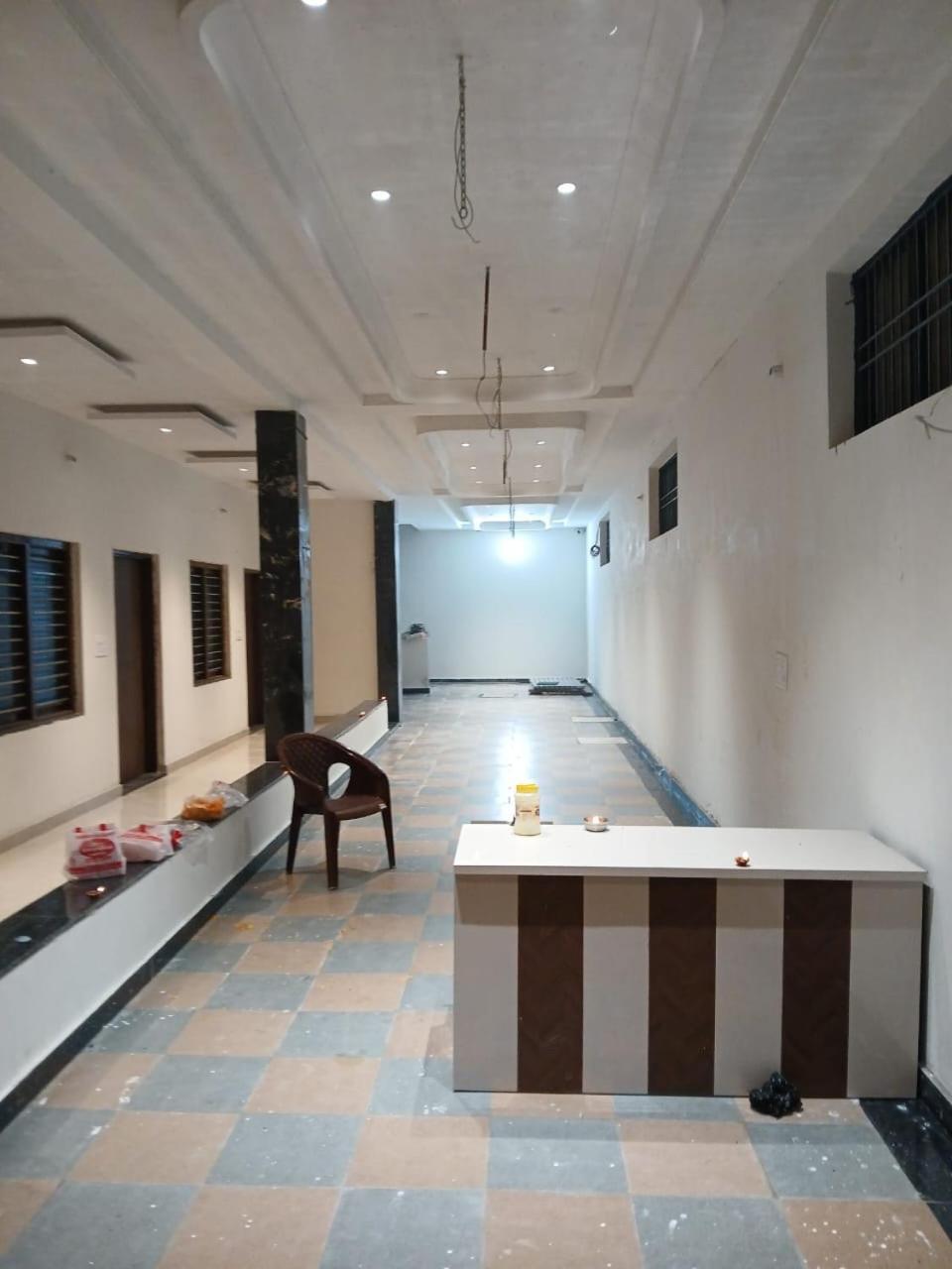 Hotel Jaipur In, Jatipura Parikrama Marg Near Mukharvind Temple Govardhan Dış mekan fotoğraf